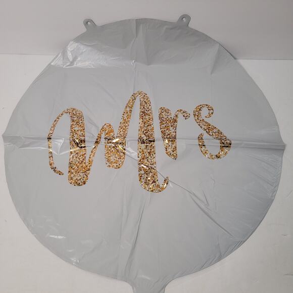 2 Sets of wedding decorations balloons. - Picture 2 of 8